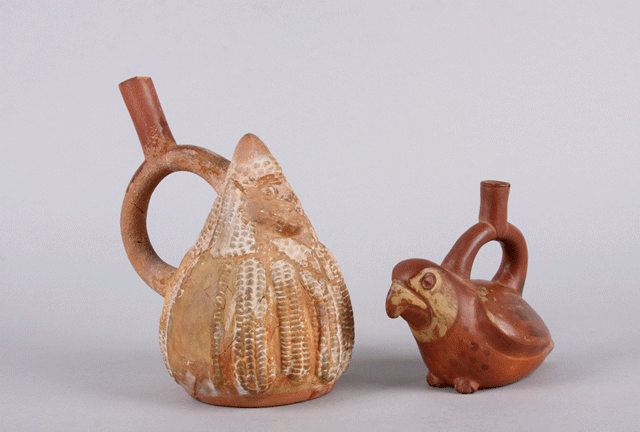 Two early Chimu vessels